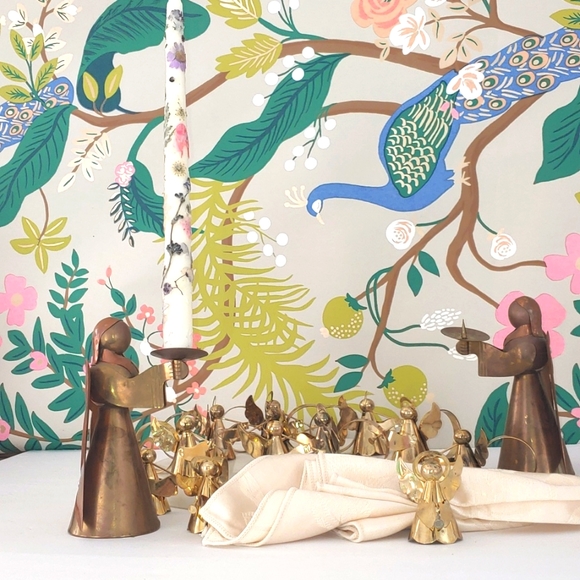 Vintage mid-century bonze and copper Angel candle holders and napkin rings. - Picture 14 of 16
